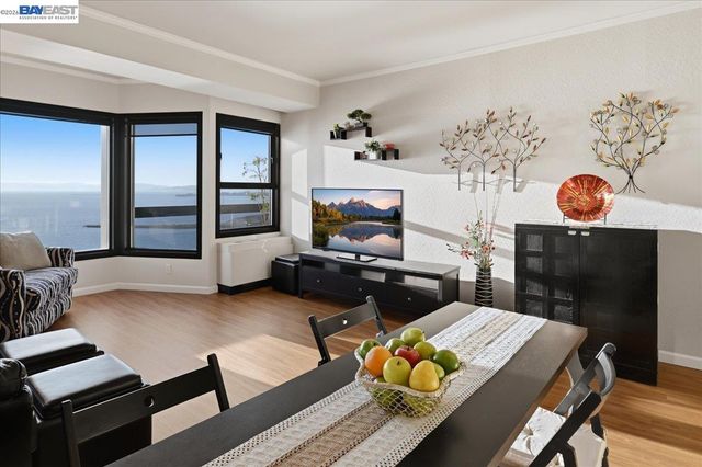 6363 Christie Ave 1813, Emeryville, CA 94608