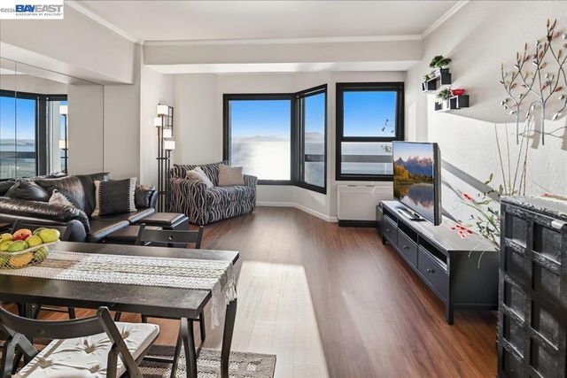 6363 Christie Ave 1813, Emeryville, CA 94608