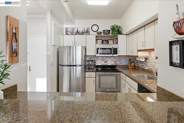 6363 Christie Ave 1813, Emeryville, CA 94608