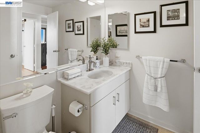 6363 Christie Ave 1813, Emeryville, CA 94608