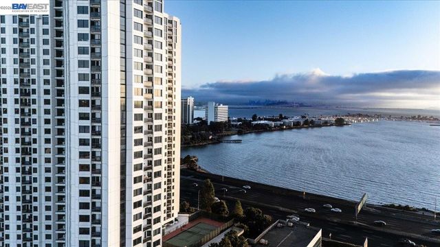 6363 Christie Ave 1813, Emeryville, CA 94608