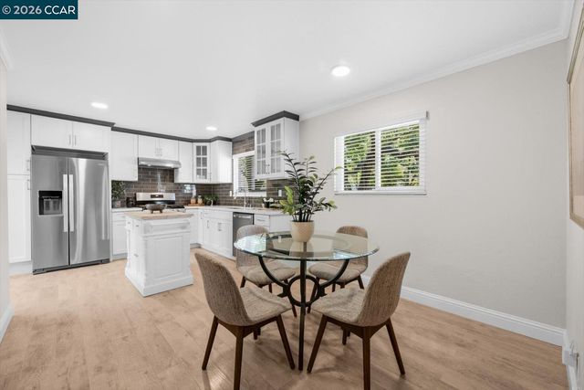 599 Mt Dell Dr, Clayton, CA 94517