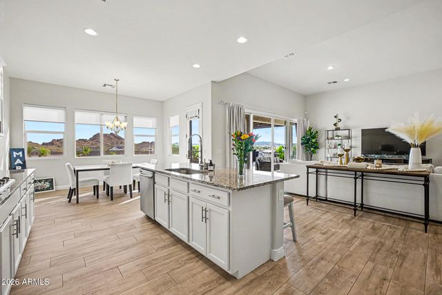 549 W Haxtun Street, San Tan Valley, AZ 85143