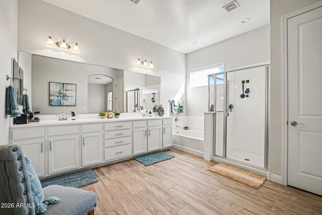 549 W Haxtun Street, San Tan Valley, AZ 85143