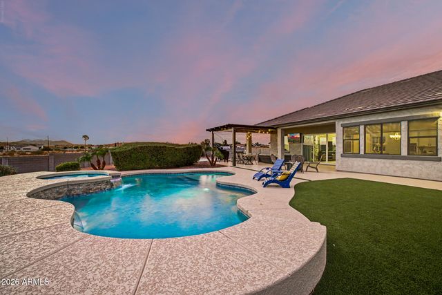 549 W Haxtun Street, San Tan Valley, AZ 85143