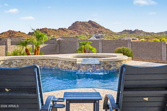 549 W Haxtun Street, San Tan Valley, AZ 85143