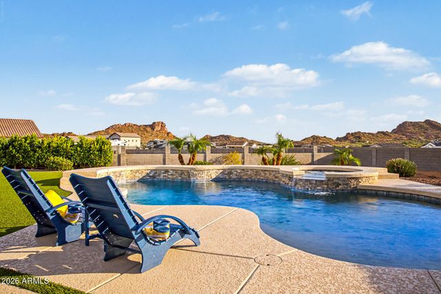 549 W Haxtun Street, San Tan Valley, AZ 85143