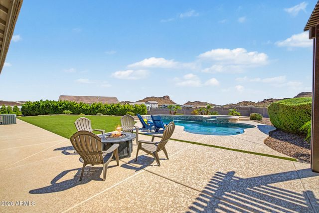 549 W Haxtun Street, San Tan Valley, AZ 85143