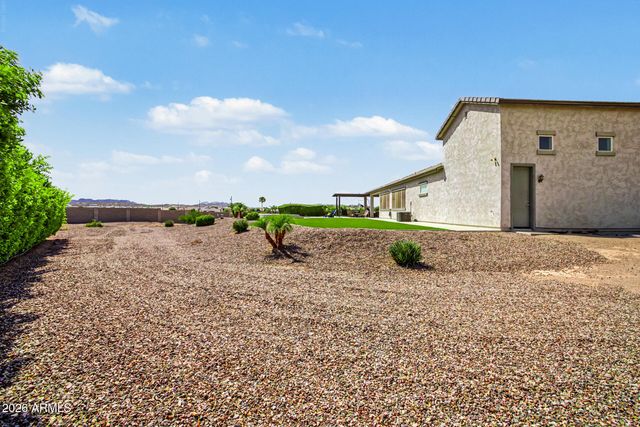 549 W Haxtun Street, San Tan Valley, AZ 85143