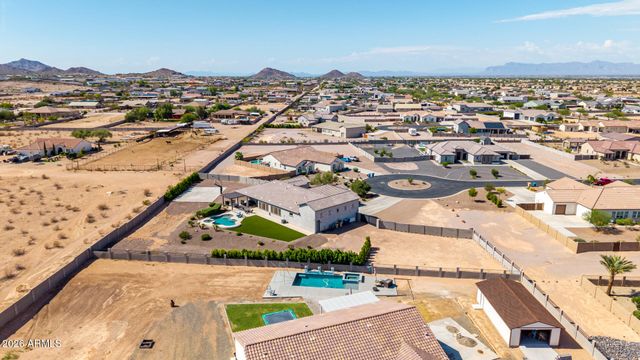 549 W Haxtun Street, San Tan Valley, AZ 85143