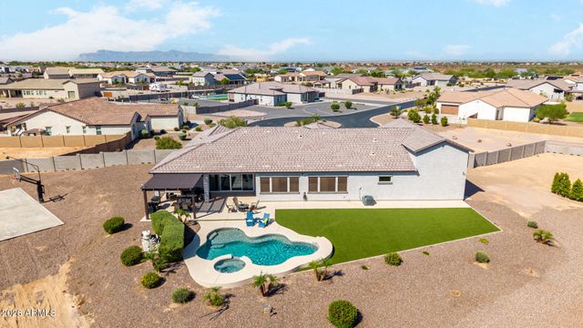 549 W Haxtun Street, San Tan Valley, AZ 85143