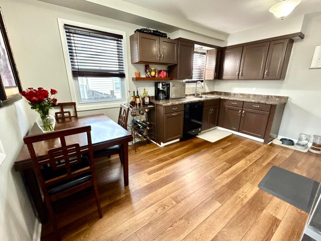 4630 Jefferson Avenue SE, Grand Rapids, MI 49548