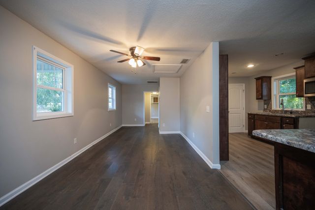 95 Reid Ln, Winchester, TN 37398