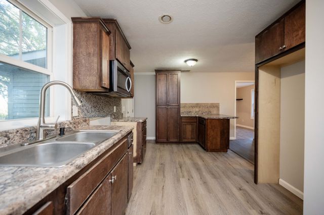 95 Reid Ln, Winchester, TN 37398