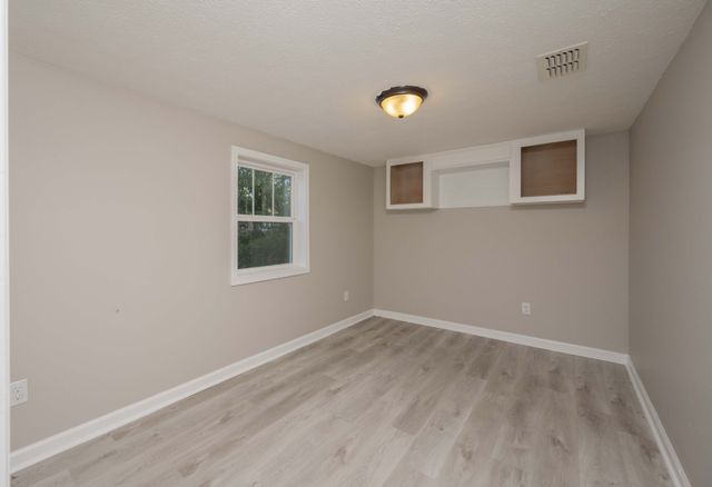 95 Reid Ln, Winchester, TN 37398