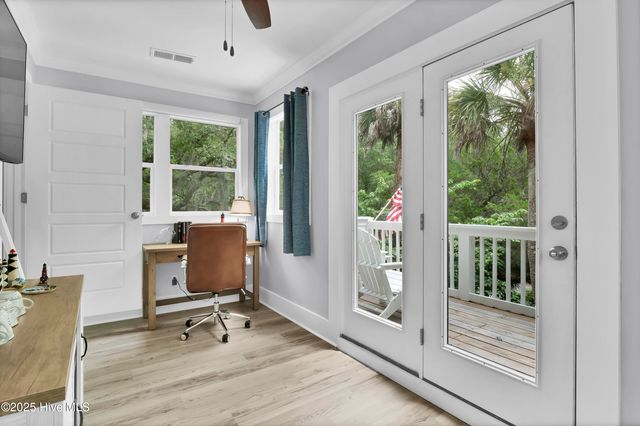29 Fort Holmes Trail, Bald Head Island, NC 28461