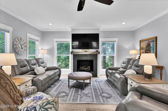 29 Fort Holmes Trail, Bald Head Island, NC 28461