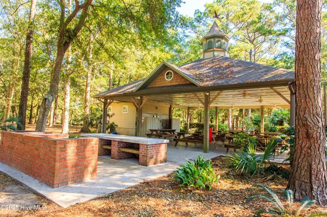2911 Trailwood Drive, Southport, NC 28461