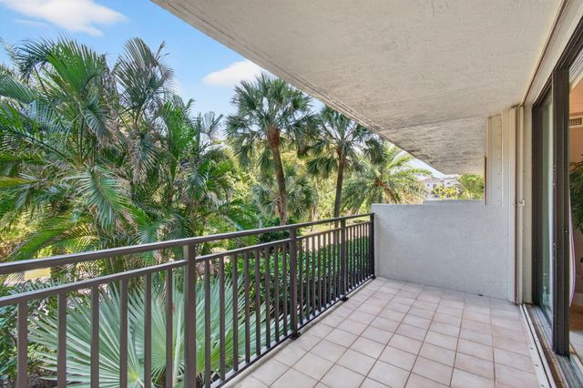 3908 S Ocean Boulevard 127, Highland Beach, FL 33487