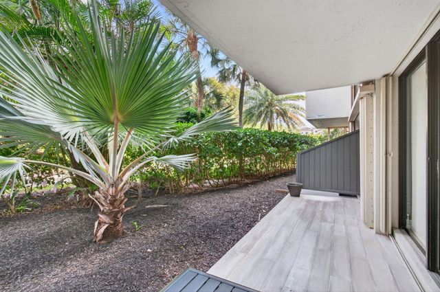 3908 S Ocean Boulevard 127, Highland Beach, FL 33487