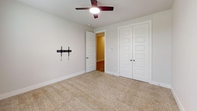 923 Hawthorn Lane, Mansfield, TX 76063