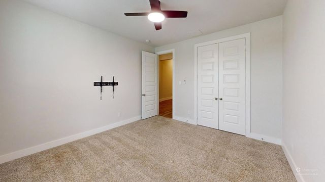 923 Hawthorn Lane, Mansfield, TX 76063