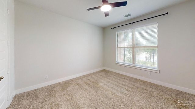 923 Hawthorn Lane, Mansfield, TX 76063