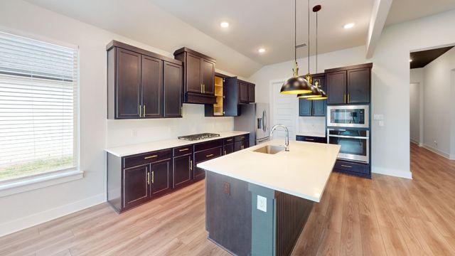 923 Hawthorn Lane, Mansfield, TX 76063