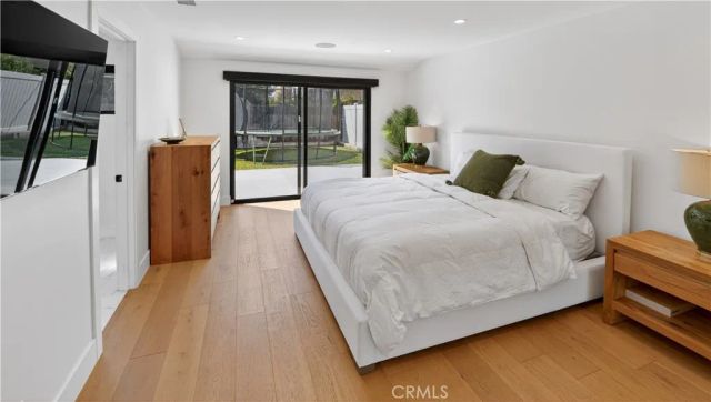 1741 Irvine, Newport Beach, CA 92660