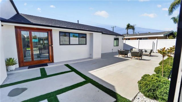 1741 Irvine, Newport Beach, CA 92660