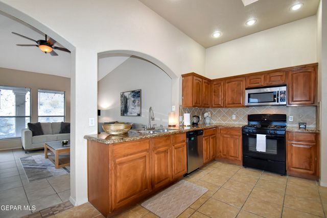 6337 FRANKLIN GATE Drive, El Paso, TX 79912