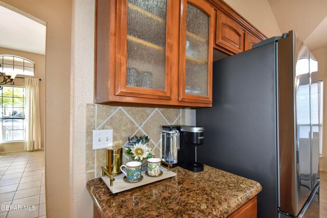 6337 FRANKLIN GATE Drive, El Paso, TX 79912