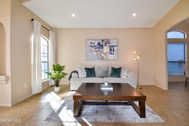 6337 FRANKLIN GATE Drive, El Paso, TX 79912