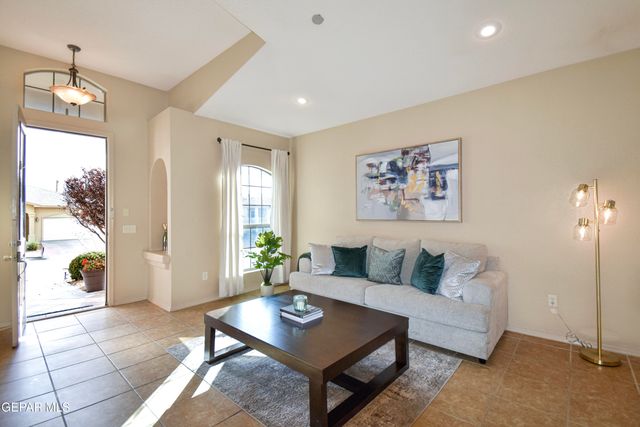 6337 FRANKLIN GATE Drive, El Paso, TX 79912