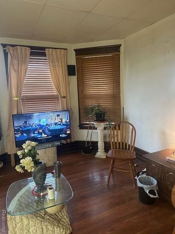 4013 Baldwin Street, Detroit, MI 48214