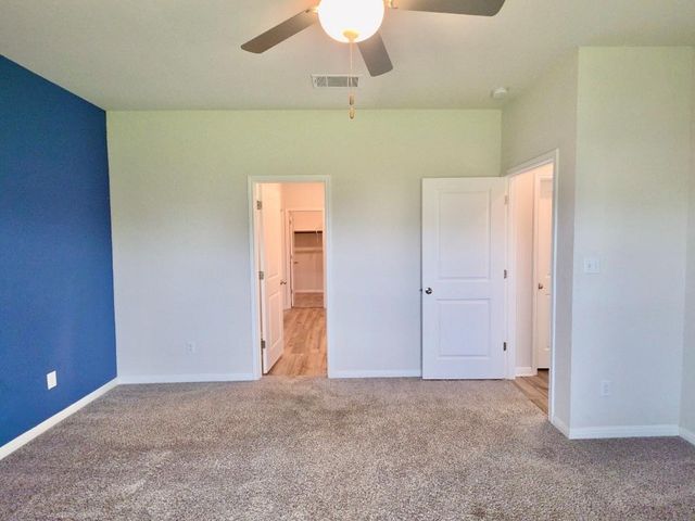 110 Grapefruit RD, Hutto, TX 78634