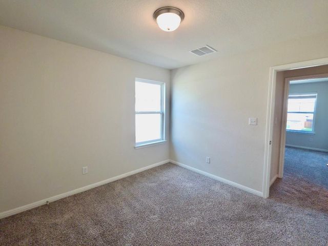 110 Grapefruit RD, Hutto, TX 78634