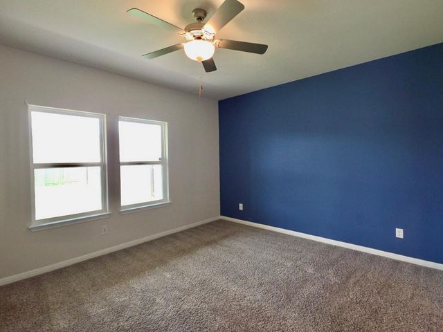 110 Grapefruit RD, Hutto, TX 78634