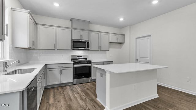 809 Comice Pear Way, Willow Springs, NC 27592