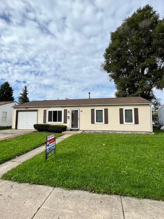 40 Arlington Drive, Romeoville, IL 60446