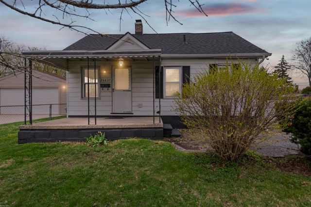 26637 Wenfield Street, Roseville, MI 48066
