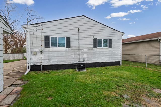 26637 Wenfield Street, Roseville, MI 48066