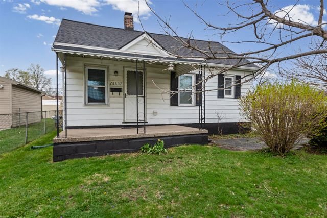 26637 Wenfield Street, Roseville, MI 48066