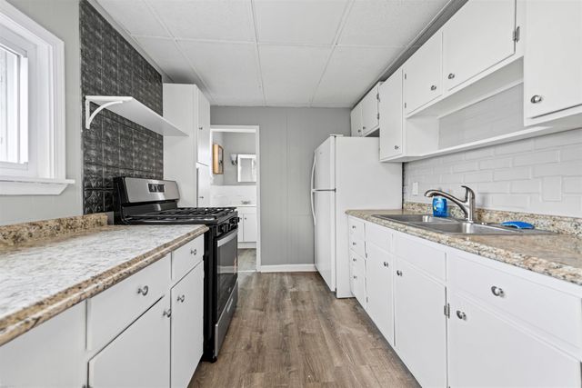 26637 Wenfield Street, Roseville, MI 48066