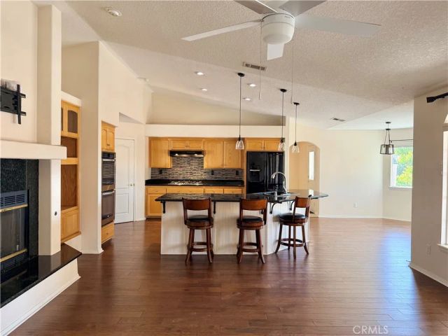 20158 Yucca Loma Road, Apple Valley, CA 92307