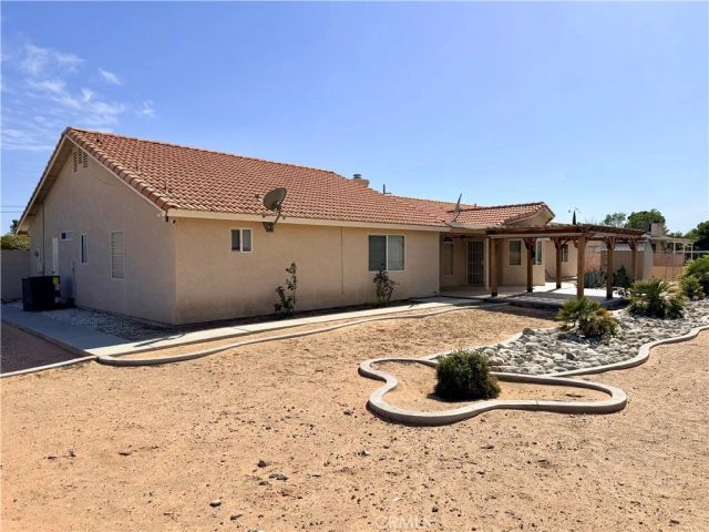 20158 Yucca Loma Road, Apple Valley, CA 92307
