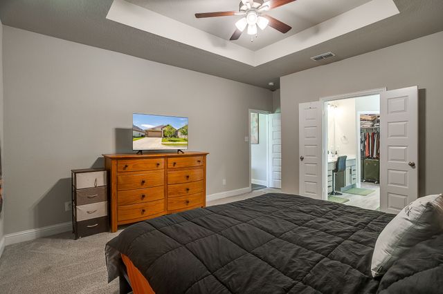 8225 Manx Point, Godley, TX 76044