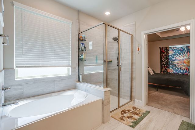 8225 Manx Point, Godley, TX 76044