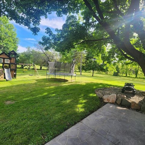 1020 S Marshall Avenue, Marshall, MI 49068
