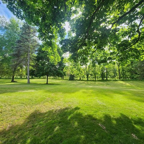 1020 S Marshall Avenue, Marshall, MI 49068